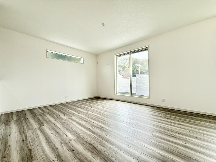 ���r���O ���������났�ƏΊ炪�W�܂�A�S���܂郊�r���O