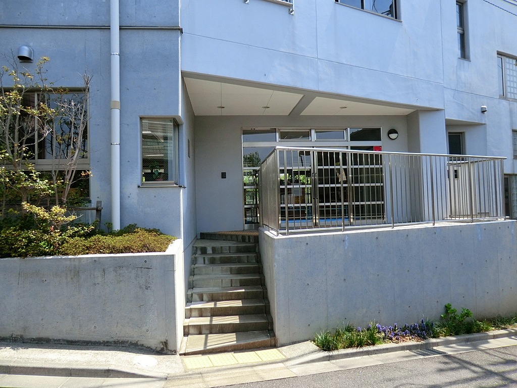 ���ӊ� �c�t���E�ۈ牀 200m �ߐ�V�I���c�t��