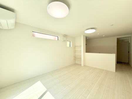 ���r���O ���������났�ƏΊ炪�W�܂�A�S���܂郊�r���O