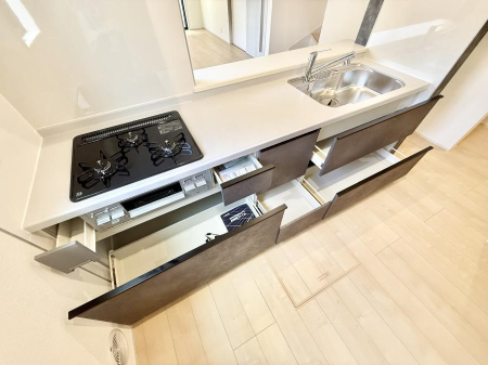 �L�b�`�� 1����  ���Ƒ����J��[�߂�A������̂���L�b�`��