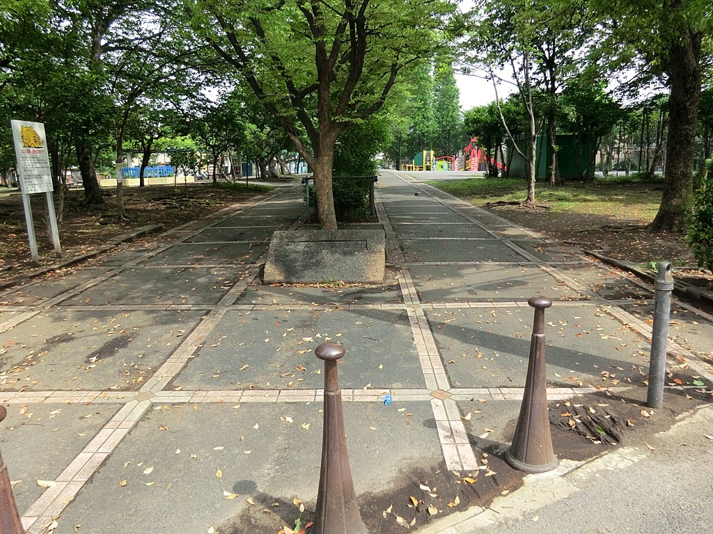 ���ӊ� ���� 300m �����O����