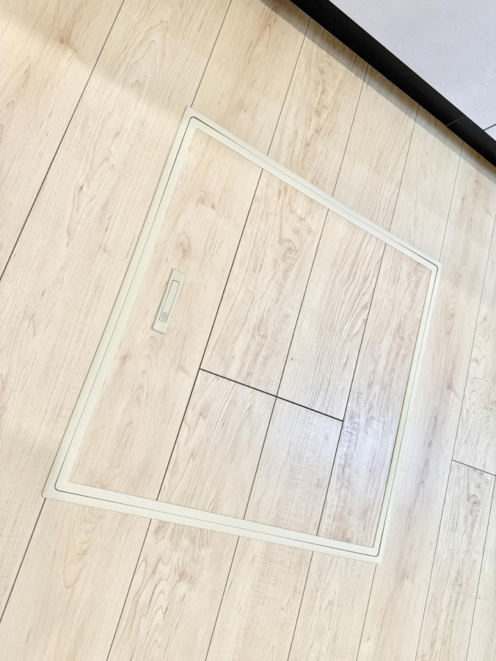 ���̑����� �ݔ����B�ꂽ���[�X�y�[�X�ŉƑS�̂��X�b�L��