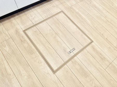���̑����� �ݔ����B�ꂽ���[�X�y�[�X�ŉƑS�̂��X�b�L��