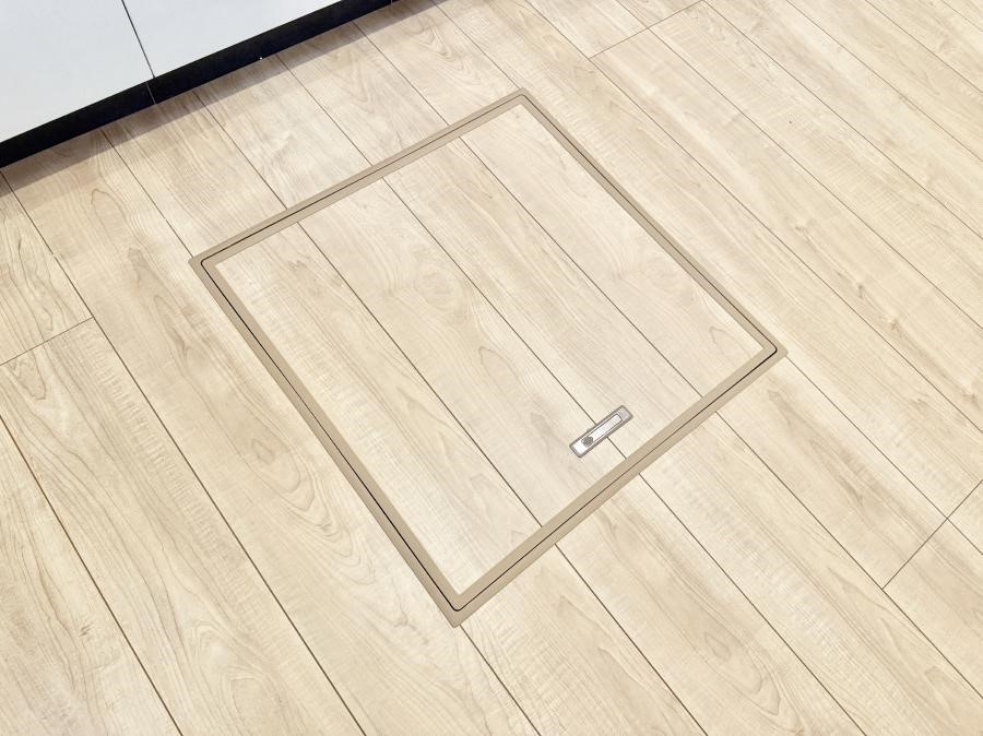 ���̑����� �ݔ����B�ꂽ���[�X�y�[�X�ŉƑS�̂��X�b�L��