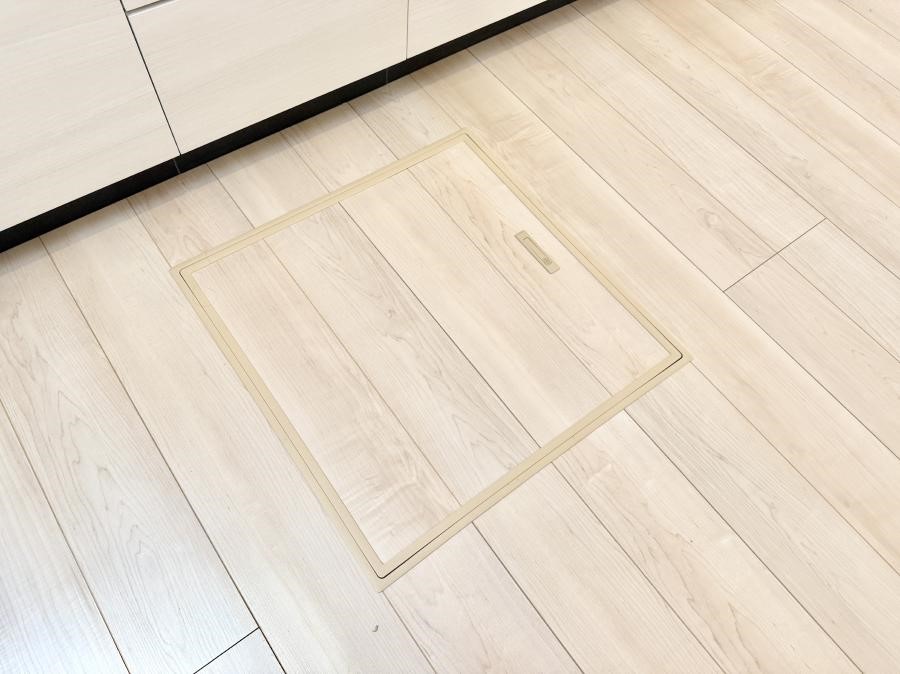 ���̑����� �ݔ����B�ꂽ���[�X�y�[�X�ŉƑS�̂��X�b�L��