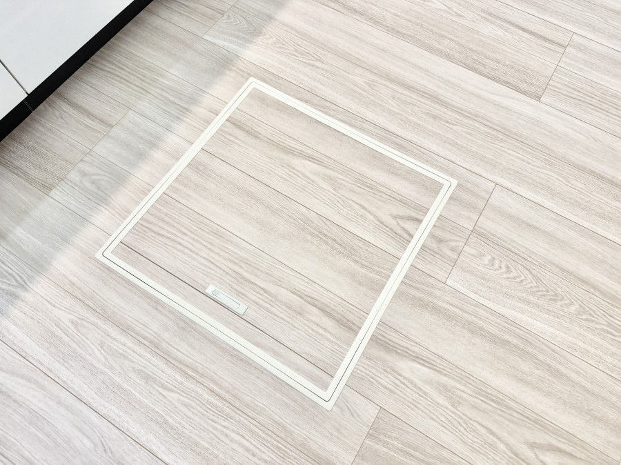 ���̑����� �ݔ����B�ꂽ���[�X�y�[�X�ŉƑS�̂��X�b�L��