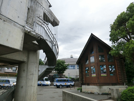 ���ӊ� �c�t���E�ۈ牀 400m �y�m���P�u�c�t��