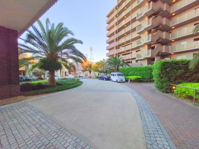 �G���g�����X �O��