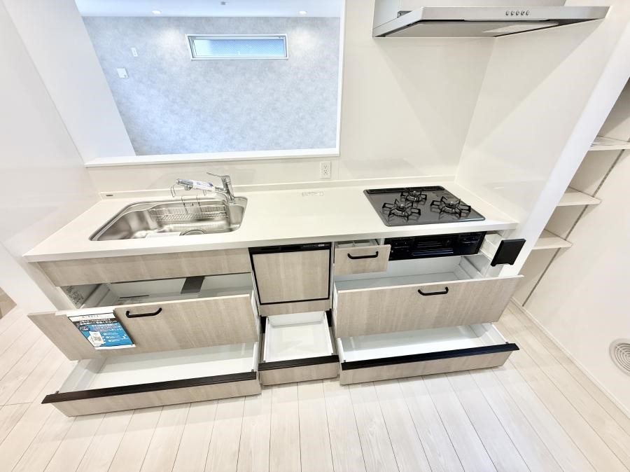 �L�b�`�� 1����  ���Ƒ����J��[�߂�A������̂���L�b�`��