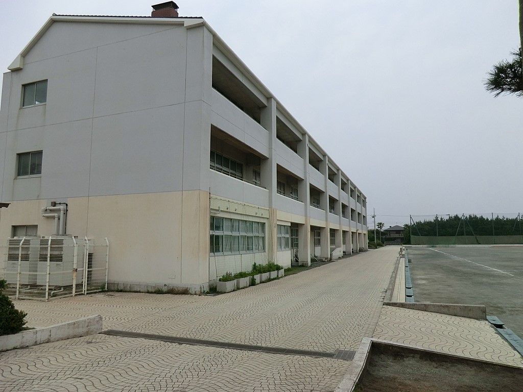 ���ӊ� ���w�Z 400m ����s���×m���w�Z