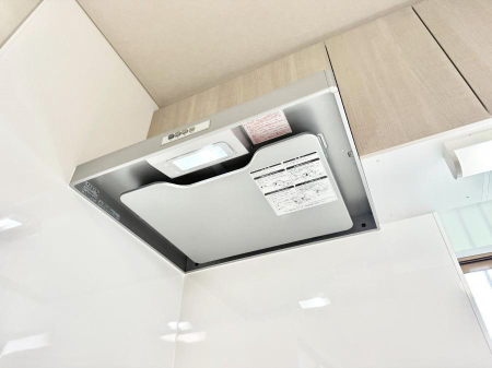 ���̑����� �ݔ����t�[�h�ɕ����Ă���ׁA���������C��ɗU������A�����I�ɔr�����ł��܂�
