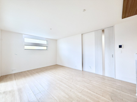 ���r���O 1����  ���S���������ꏊ�A�������߂����郊�r���O