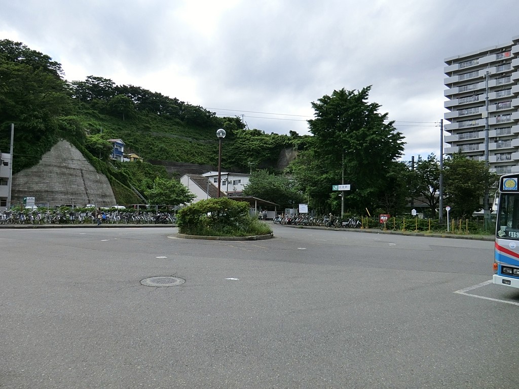 ���ӊ� �w 1040m �i�q���{����u�c�Y�v�w