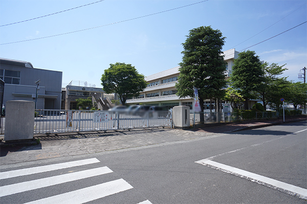 ���ӊ� ���w�Z 703m ��䒬����䏬�w�Z